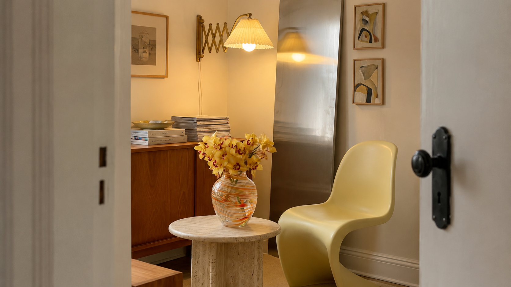 A Guide to Choosing the Perfect Ceramic Vase for Every Room in Your Home
